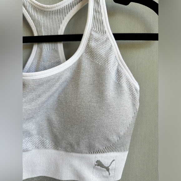 PUMA Seamless Medium-Support Sports Bra – Light Gray Racerback w/ Removable Cups - Picture 2 of 6